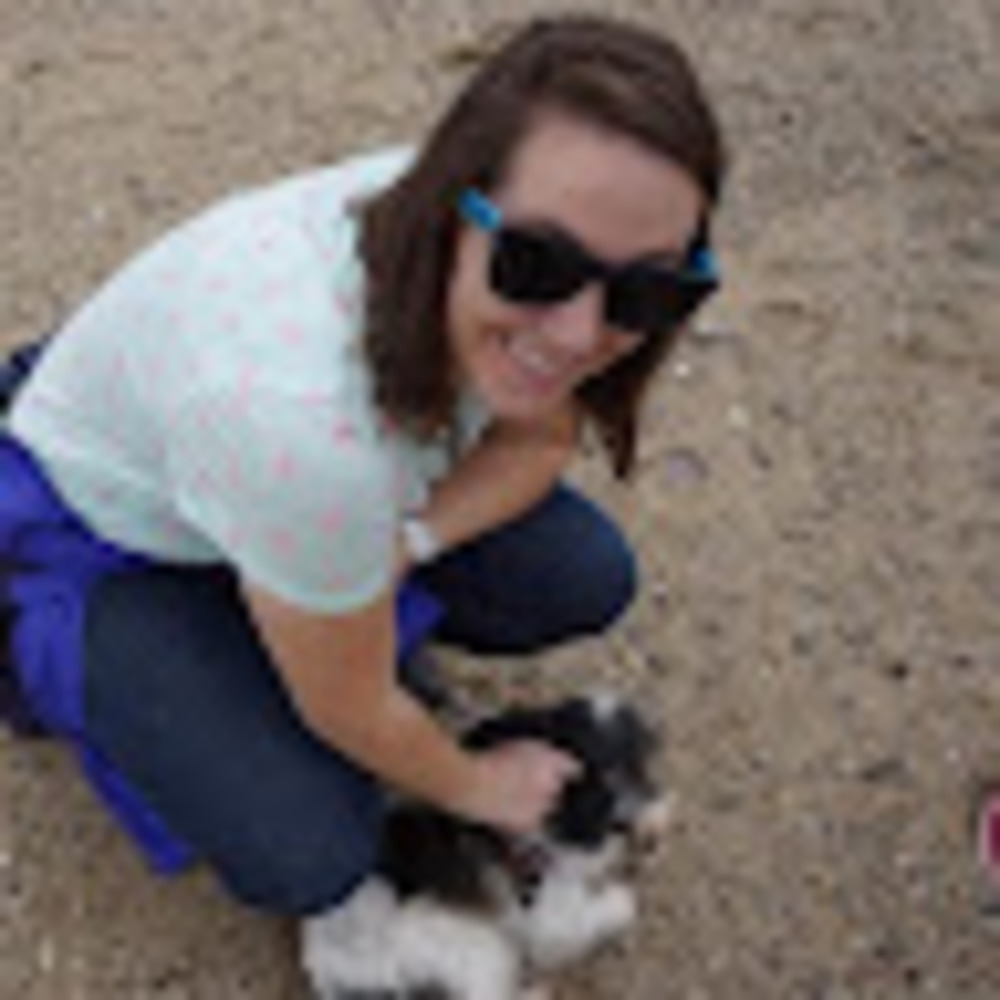 Meet your Posher, Caitlin